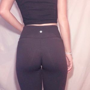 Amazing condition full length lulus 💫